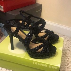Gianni Bini sandal